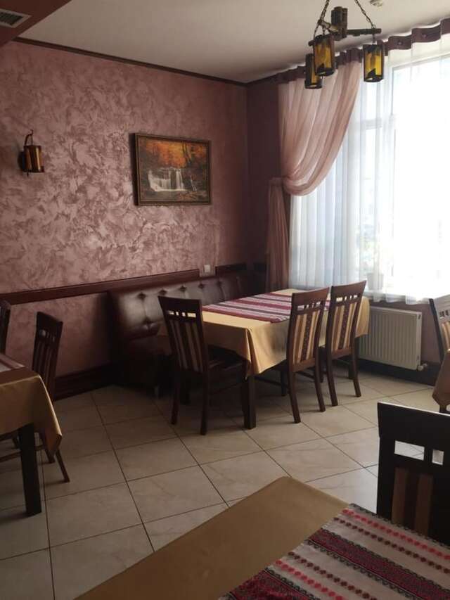 Отель Hotel Karpaty Ивано-Франковск-46